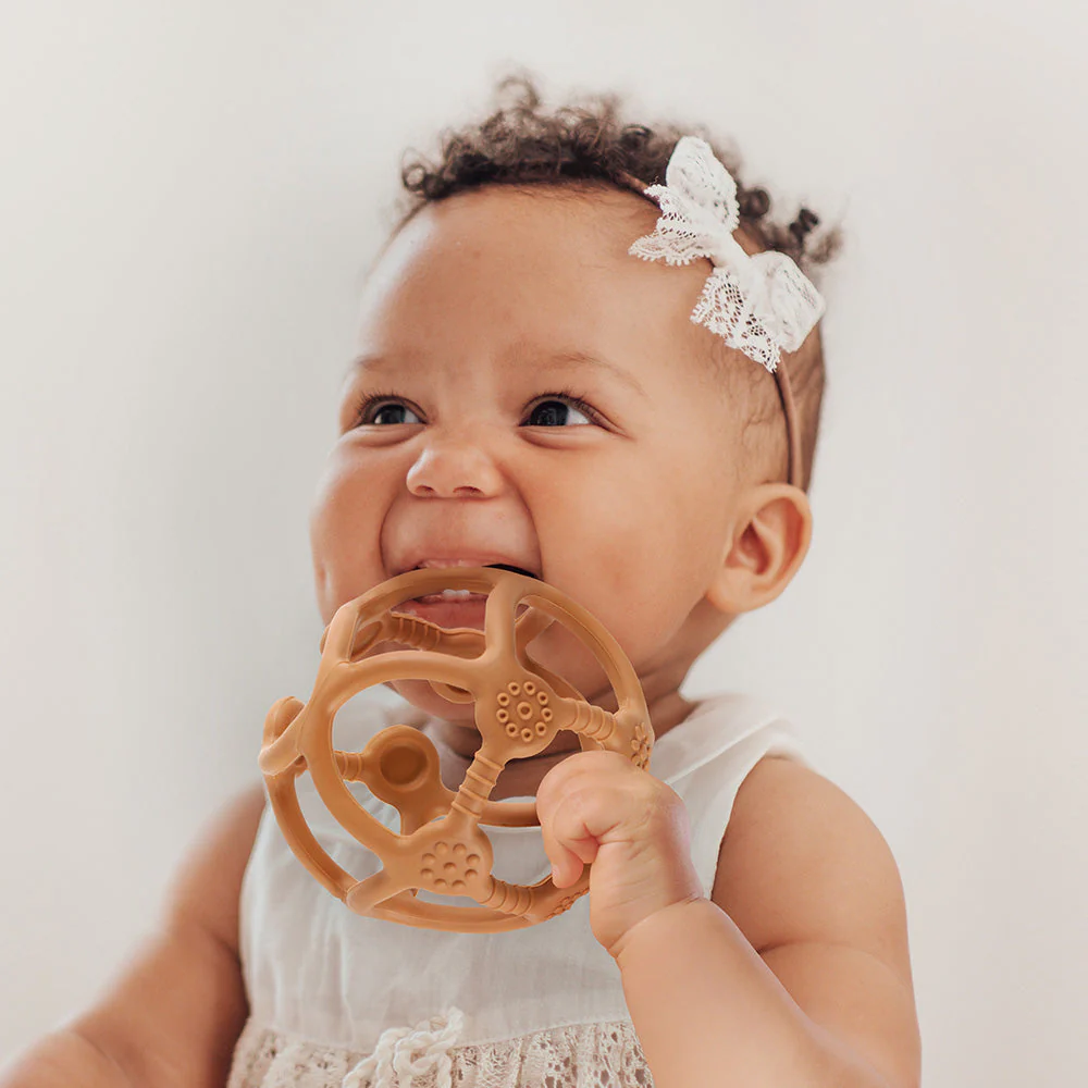 Haakaa Silicone Teething Ball 1 PK - Image 5