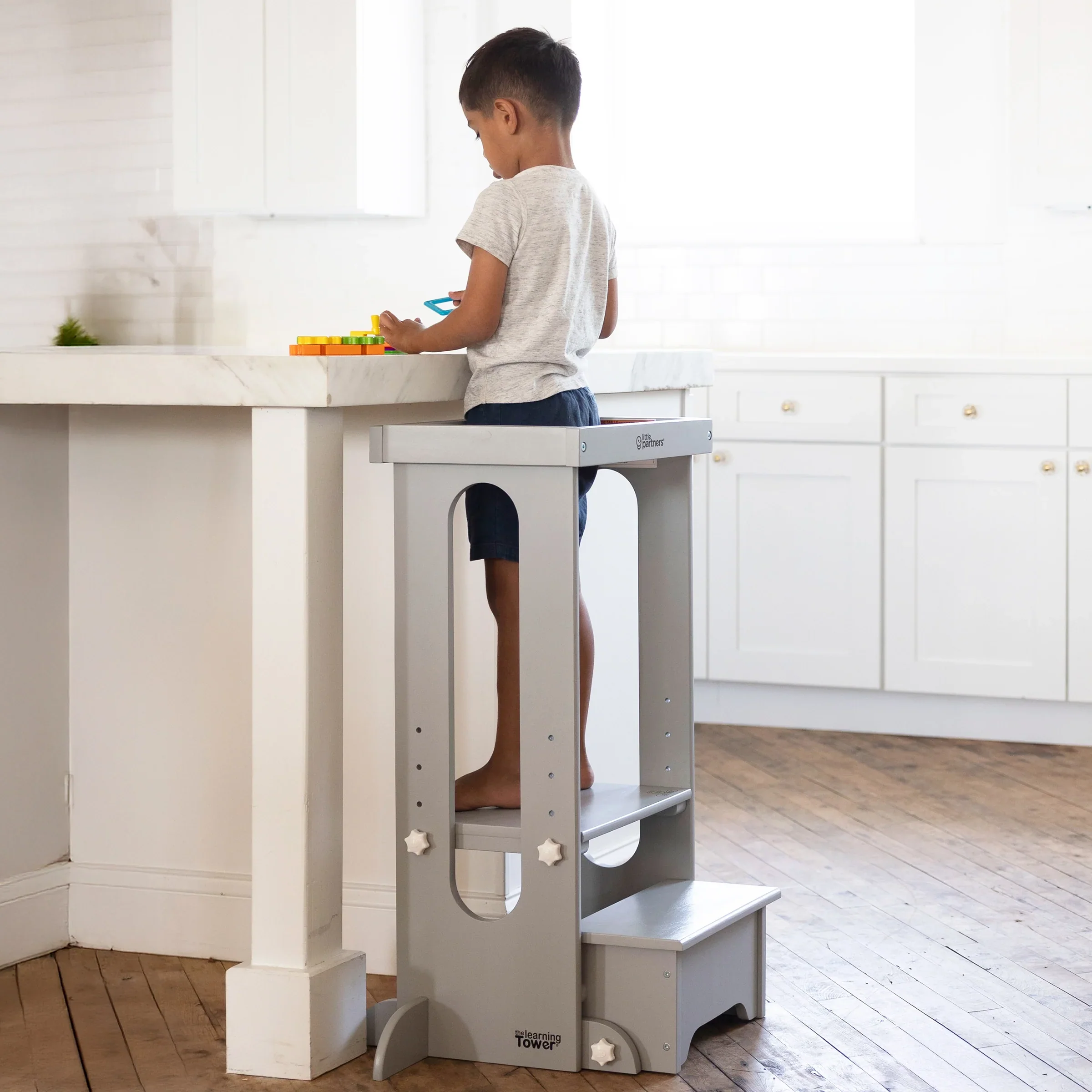 Little Partners Explore 'N Store Learning Tower® Toddler Tower - Image 20
