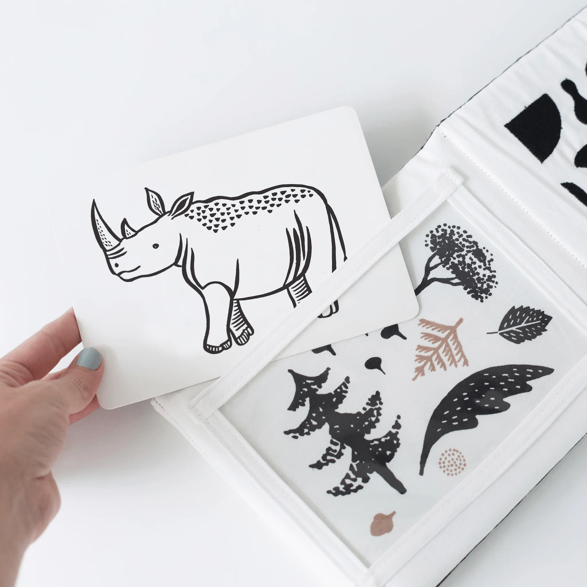 Wee Gallery Newborn Baby Gift Set - Safari - Image 9