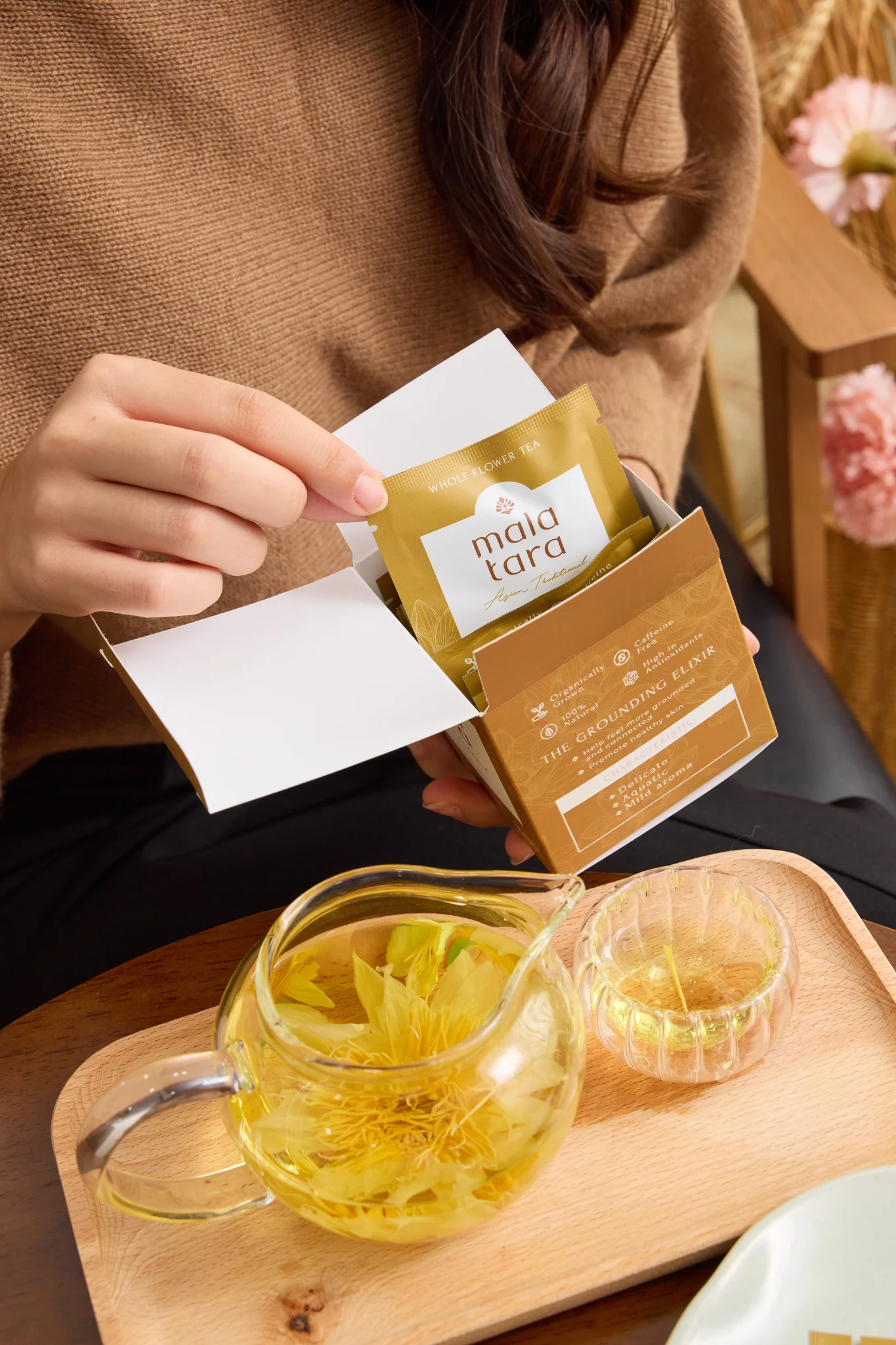 Mala Tara Signature Tea Celebration Gift Box - Image 4