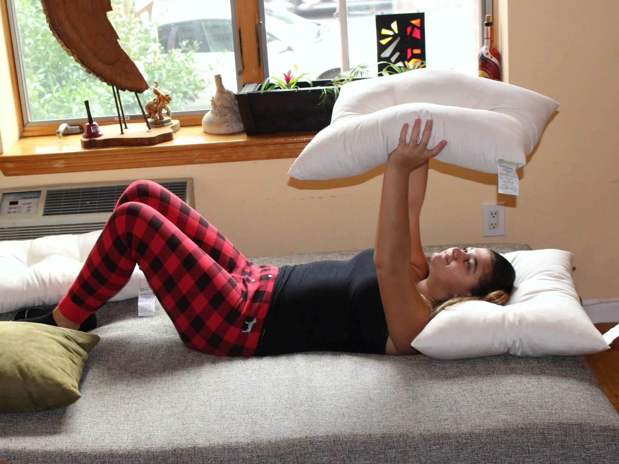 White Lotus Organic Cotton Contour Pillow - Image 4