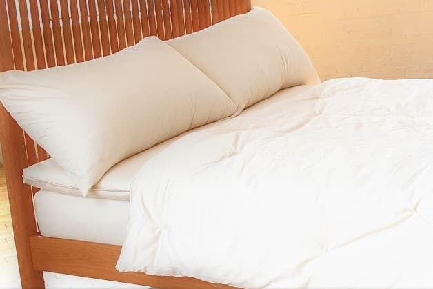 White Lotus Organic Cotton Sateen Sheet Sets in Natural - Image 5