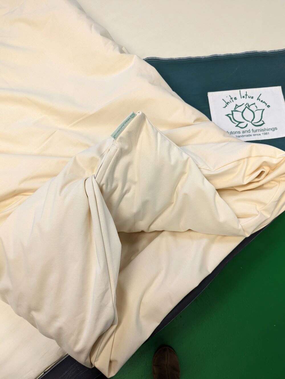 White Lotus Waterproof Organic Cotton Duvet Covers - Image 3