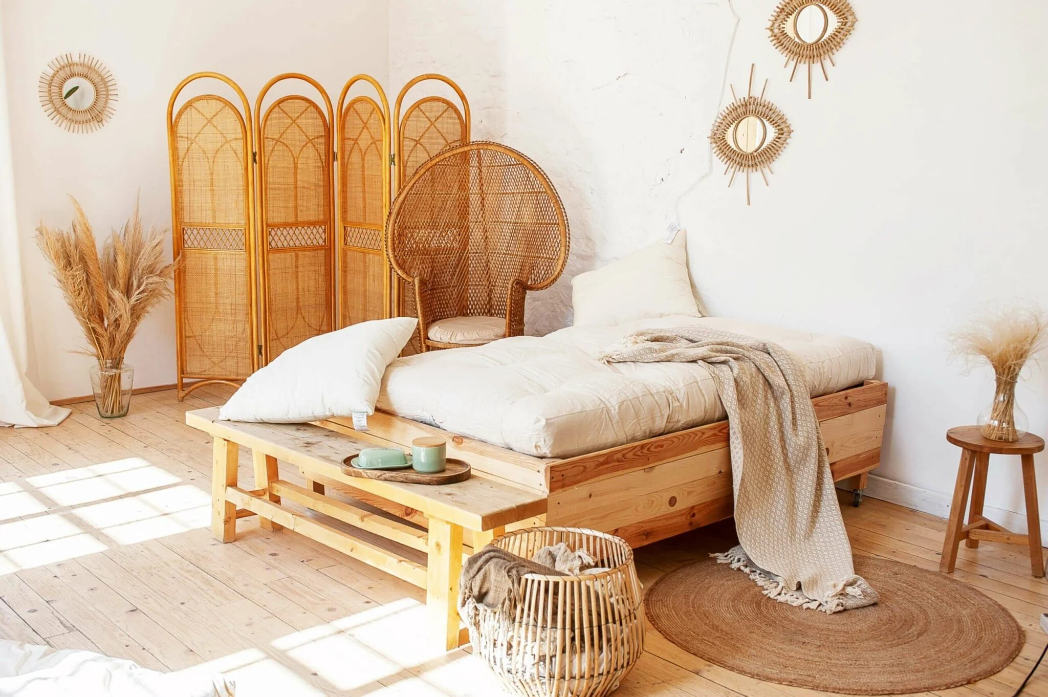 White Lotus Waterproof Organic Cotton Mattress Protector - Image 3